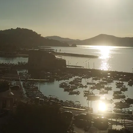 Le Cote D'azur 3* Tolone